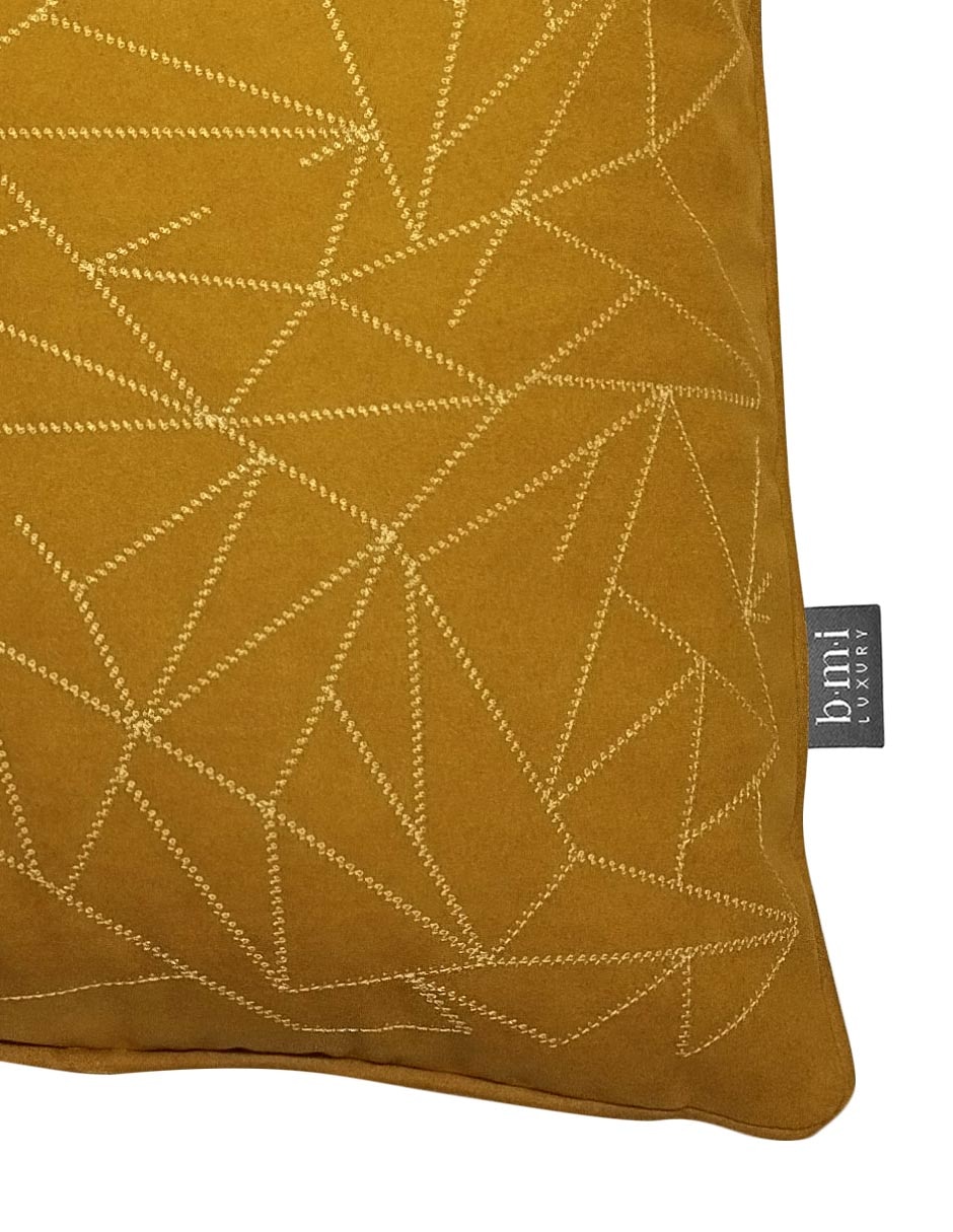Cojín decorativo Bmi stitches 4